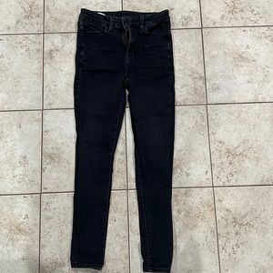 Jeans. Super high rise.